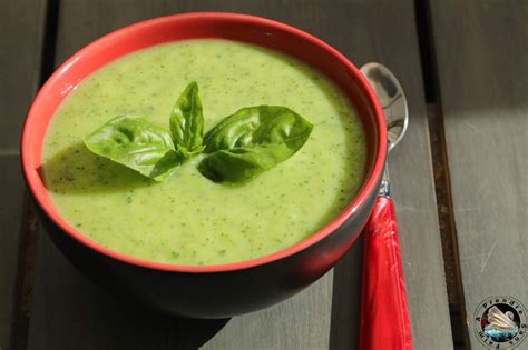 Soupe Froide Courgettes Basilic A Prendre Sans Faim