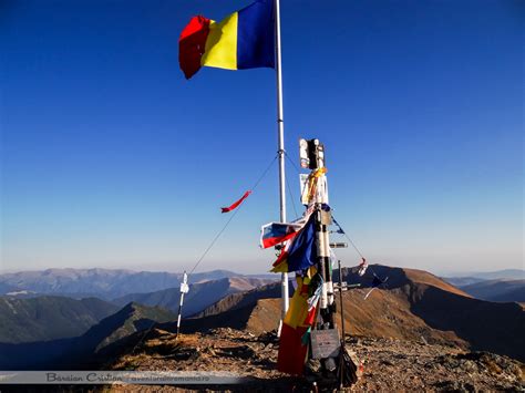 Varful Moldoveanu, Fagaras, Munti - Aventura in Romania