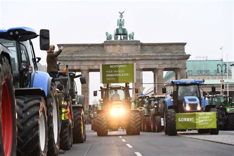 Tractor Convoys Block Berlin As Farmers Protest Against New Laws