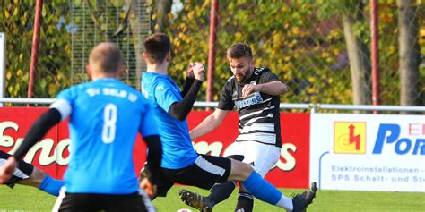 Fu Ball Bezirksliga Ost Der Vfr Katschenreuth Und Ssv Kasendorf