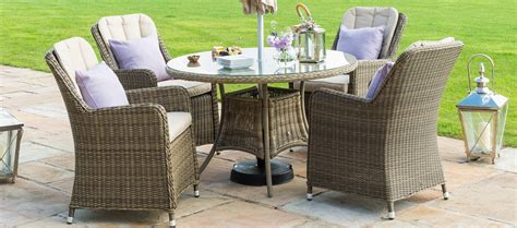 Maze Rattan Winchester 4 Seat Round Dining Set With Venice Chairs