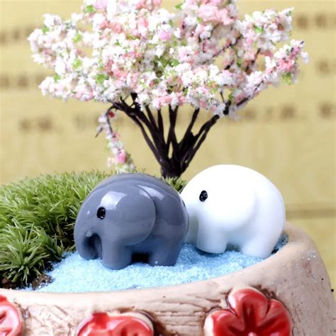 2pcslot Garden Decorations Miniature Craft Resin Elephant Cute Resin