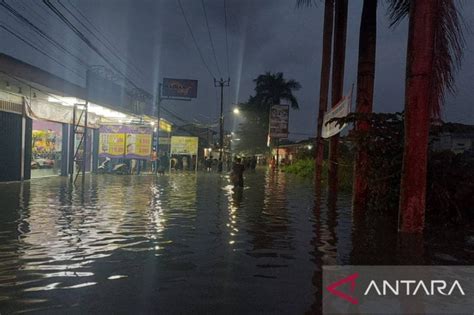 Banjir Di Tangerang Tangsel Ratusan Kepala Keluarga Terdampak JPNN