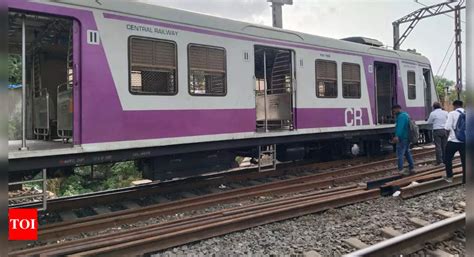 Empty Rake Of Mumbai Local Train Derails Mumbai News Times Of India