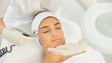 Oxygen Facials: What They Are & How They Benefit Your Skin | Kim Gallo ...