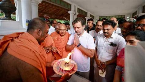 Bharat Jodo Yatra Rahul Gandhi Visits Sivagiri Mutt In