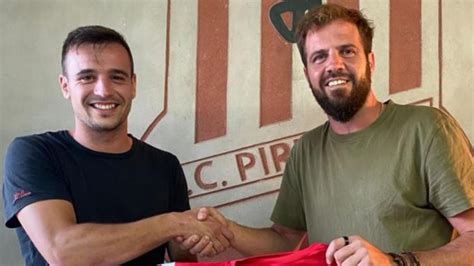 El FC Pirinaica fitxa Óscar Uroz Álvaro Riera i Marcel Bellido Regió7