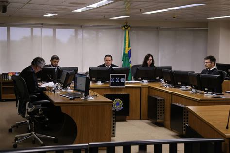 Lava Jato sob pressão juízes do TRF 4 fazem defesa da operação ao