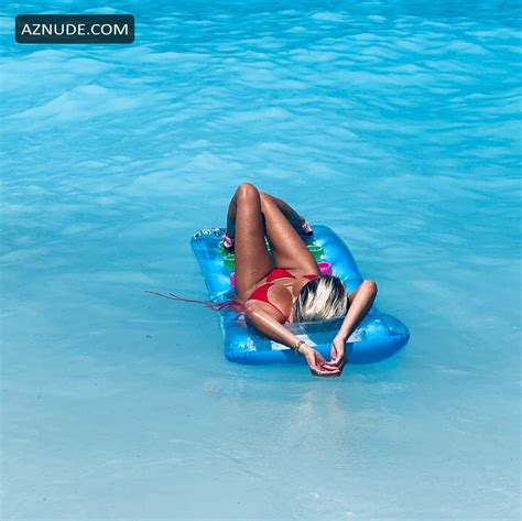 Caroline Vreeland Nude Covered And Sexy Photos From Instagram April Aznude