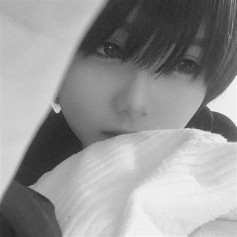 伊藤理々杏さんのインスタグラム写真 伊藤理々杏instagram「🤎🎮🎸 エイプリルフール」4月1日 13時34分 Riria