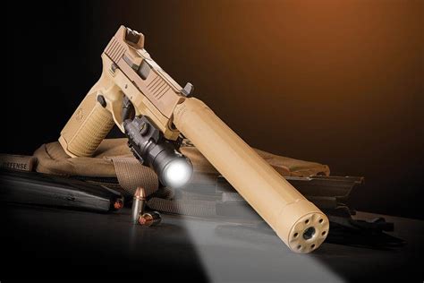 GUNS Magazine FN 509 Tactical - GUNS Magazine