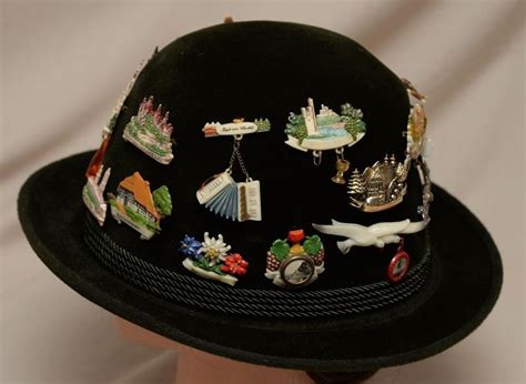 21 German Souvenir Hat Pins And Mens Green Tyrolean Dusseldorf Vintage