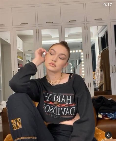 Màn biến hình hot hòn họt của Gigi Hadid Nhan sắc mẹ bỉm hot nhất Hollywood đỉnh cao vòng 1