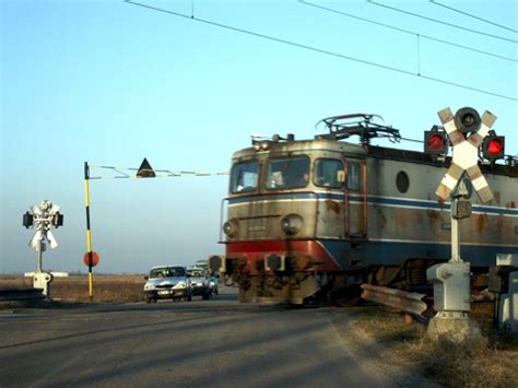 Economica Net Cu Trenul Sau Pe Osea Cum Se Circul Mai Rapid N