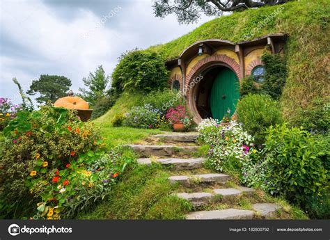 Hobbiton Movie Set For The Hobbit In New Zealand Stock Editorial