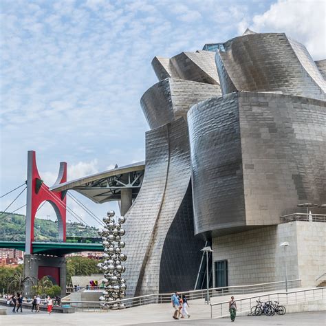 Guggenheim Bilbao Museum Frank Gehry And Bilbao Tour Admission In