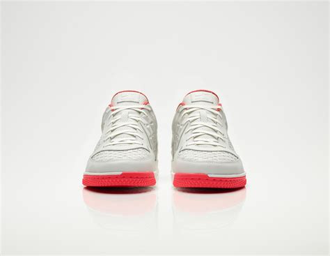 Nike Woven Street Gato - Nike News