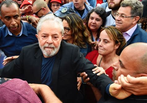 Tribunal unânime impõe a Lula sua mais pesada pena na Lava Jato 17