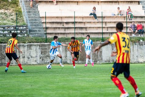 Lecce Postal Le Formazioni Strefezza Ceesay Di Francesco In Attacco