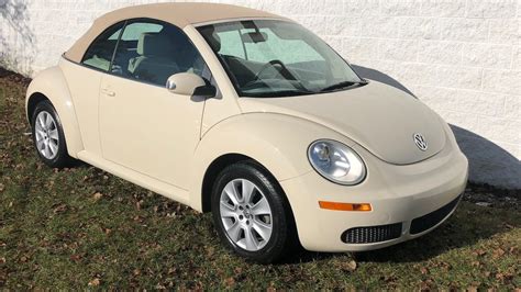 2009 Volkswagen Beetle Convertible Presented As Lot E112 At Kissimmee