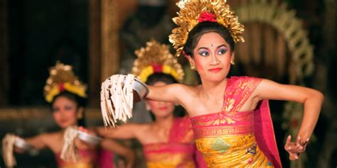 Konsep Tari Tradisional: Memahami Kekayaan Budaya Indonesia - Yok Belajar