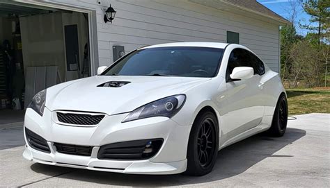 Hyundai Genesis Coupe V