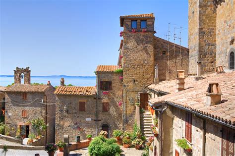 Lake Bolsena: A Volcanic Miracle | ITALY Magazine