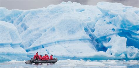 beste Jahreszeit für eine Reise in Arktis ist Poseidon