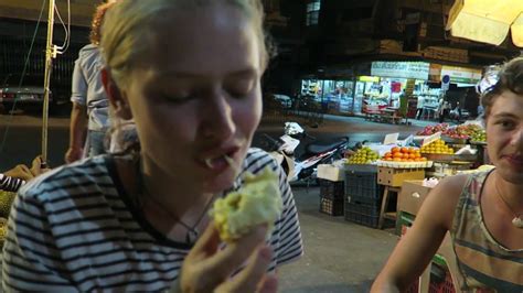 Girl Trying Durian For The First Time Youtube