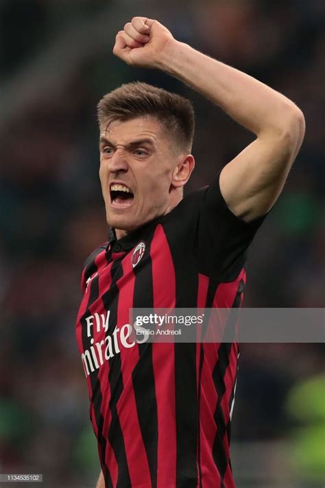 Krzysztof Piatek Of Ac Milan Shouts During The Serie A Match Between