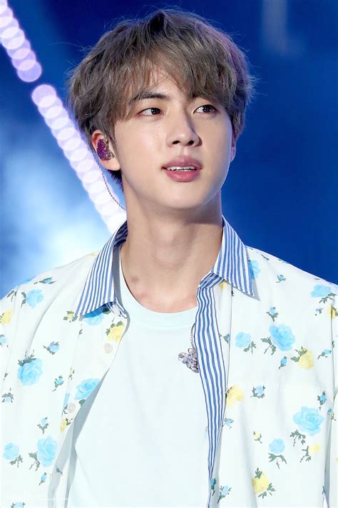 Sbs Super Concert In Gwangju Bts Jin Chicos Bts Hombres