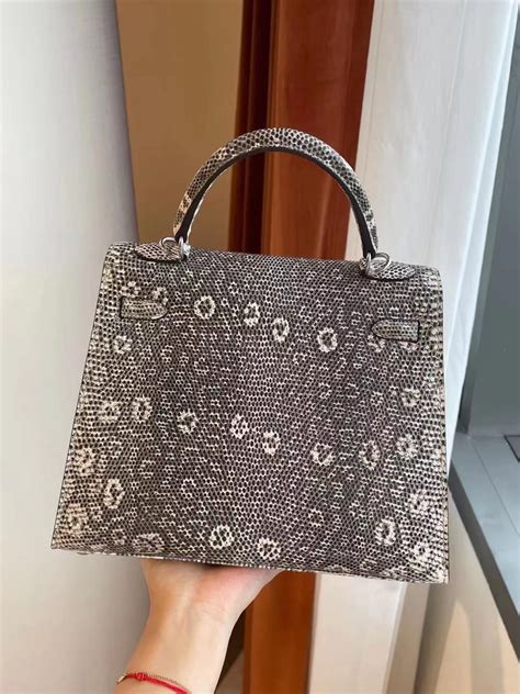 爱马仕kelly 包包价格一览表 Hermes Kelly 25cm Lizard 01雪花色 自然色蜥蜴皮 Hermès Birkin