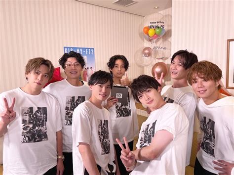 Kis My Ft2、youtube生配信でファンとデビュー記念日を祝う。8月31日23時59分までアーカイヴ配信 Tower Records Online