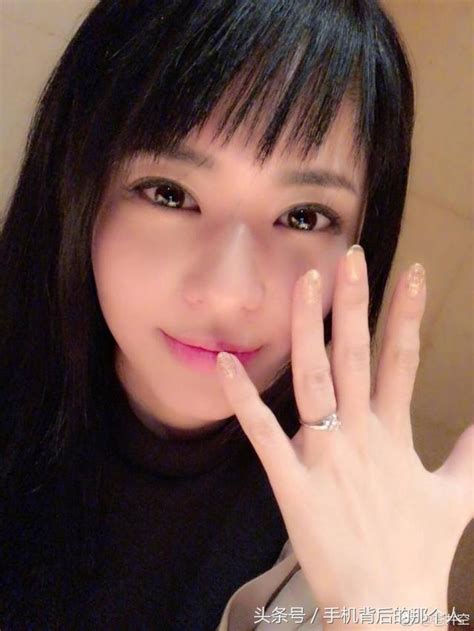 34歲的蒼井空上了熱搜，發文：我結婚了，還曬出自己手中的戒指 每日頭條