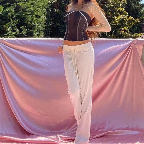 Alice Olivia Nude Bolero In Size XS Fits More Depop