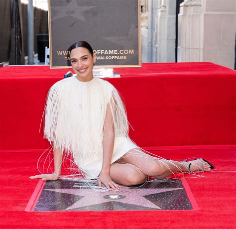 Hollywood Walk Of Fame Congratulations To Gal Gadot First Israeli