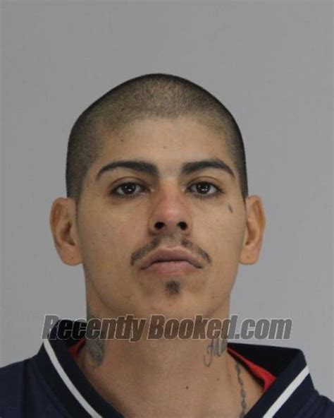 Recent Booking Mugshot For Juan Mendez In Dallas County Texas