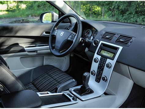 2013 Volvo C30: 21 Interior Photos | U.S. News