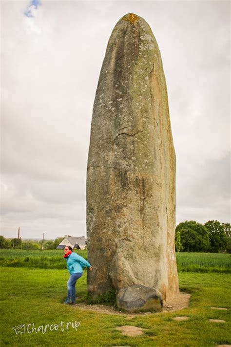 Visitando El Menhir Du Champ Dolent En Bretaña