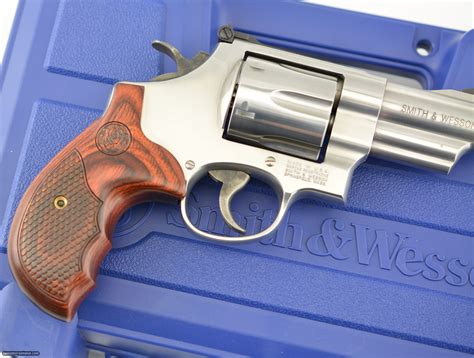 44 Magnum Snub Nose Revolver