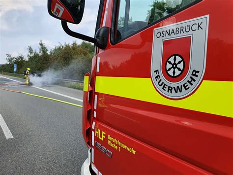 Pkw Brennt Auf Autobahn A Bei Osnabr Ck Aus