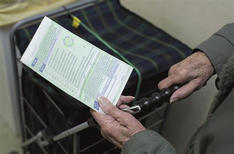 NICE calls on pharmacists to check patients’ drug allergy status - The