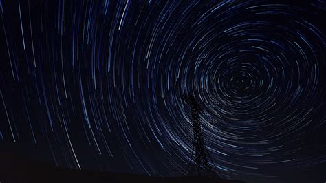 TIMELAPSE STARTRAILS Le Stelle Ruotano Sopra Il Monte Catria YouTube