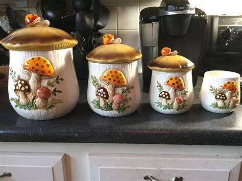 Home Living Mushroom Kitchen Decoration Vintage Kitchen Canisters