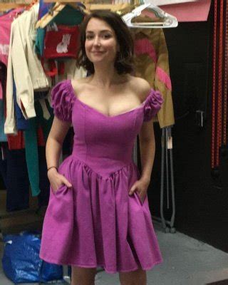 Milana Vayntrub Nude Porn Pictures XXX Photos Sex Images 4072799
