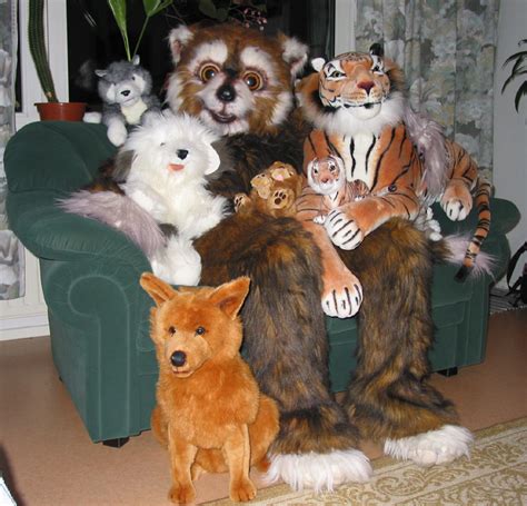 The Fursuit Archive Redbeary