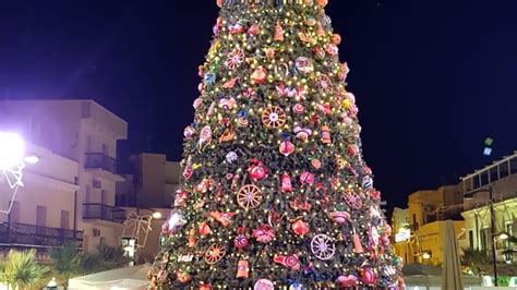 Natale All Insegna Delle Radici A Terrasini I Simboli Della Festa Di