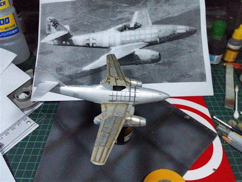 Me 262 Revell kit 1.72 still loading : r/Scalemodel