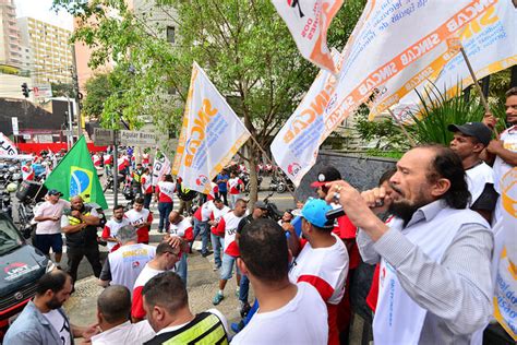 Brasil Tem Dia De Protestos Contra Reformas Trabalhista E Da