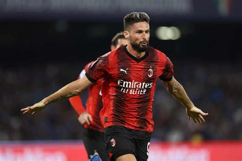 PAGELLE TABELLINO Napoli Milan 2 2 Giroud Svetta Raspadori Pennella